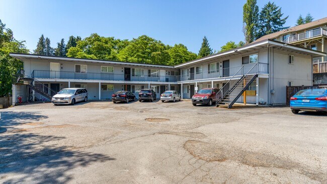 Building Photo - 17160 Avondale Way NE