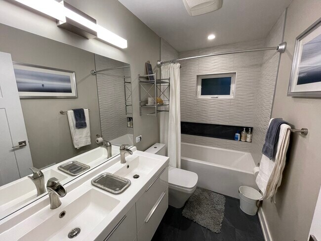 Foto del edificio - 2 W Ridge Ave