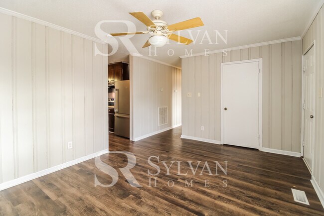 Building Photo - One-level living at its best