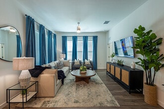 Building Photo - Atlas Grand Palms