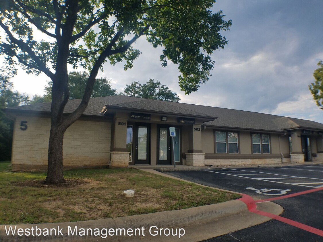 Primary Photo - 4 br, 1 bath House - 8700 Manchaca Rd #501