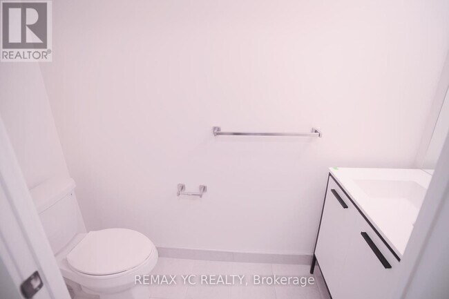 Photo du bâtiment - 185 Deerfield Rd