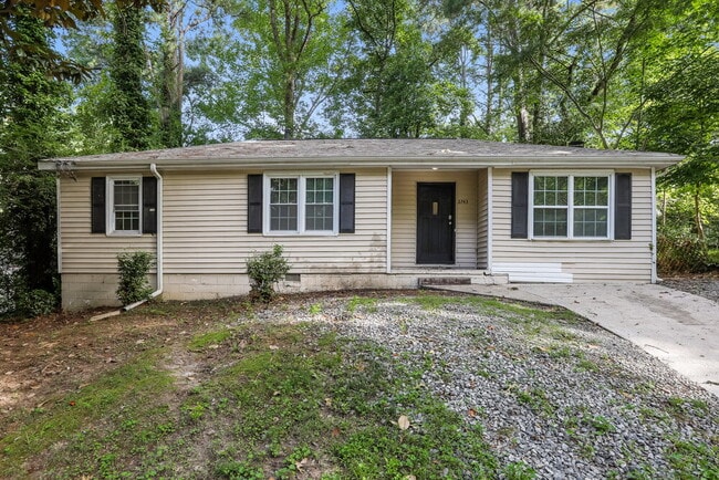 Building Photo - 2743 Argyle Dr NW