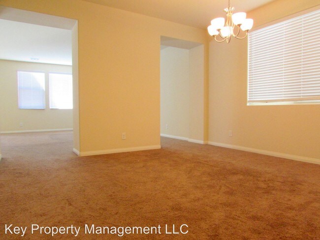 Building Photo - 4 br, 2.5 bath House - 269 Garden Trellis Ct