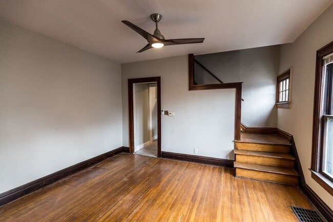 Building Photo - 2838-2840 Findley Ave