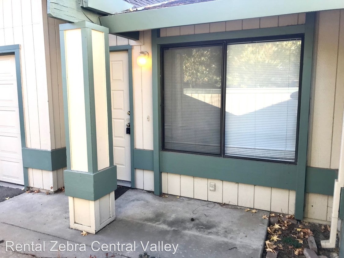 Building Photo - 760-764 E Yosemite Ave