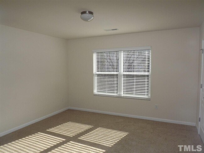 Foto del edificio - 2919 Berkeley Springs Pl