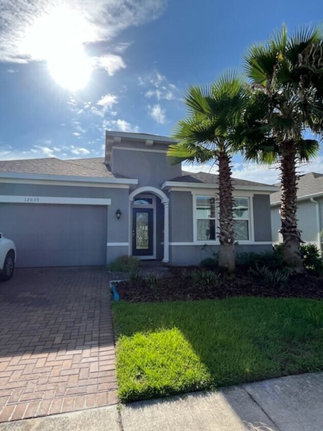 Primary Photo - 4 Bedroom, 2 bathroom in Sawgrass ...