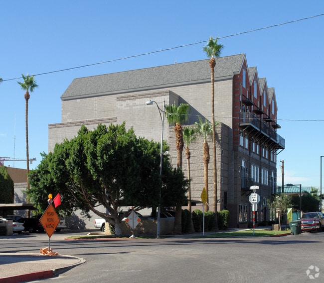 Building Photo - McKinley Condominiums