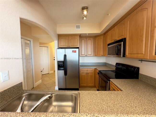 Foto del edificio - 2301 SW 27th Ave