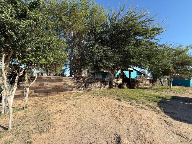 Foto del edificio - Counties Property on an Acre for Rent!