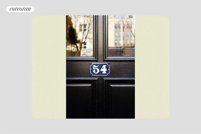 Foto del edificio - 54 E 83rd St
