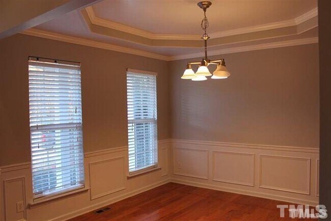 Building Photo - 7912 Clover Creek Ct