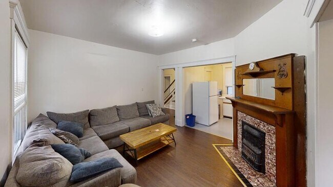 Foto del edificio - 802 E Kingsley St