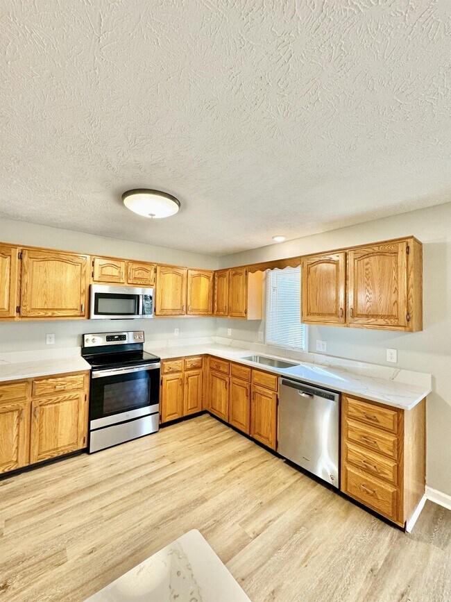 Foto del edificio - 112 Anderson Ct