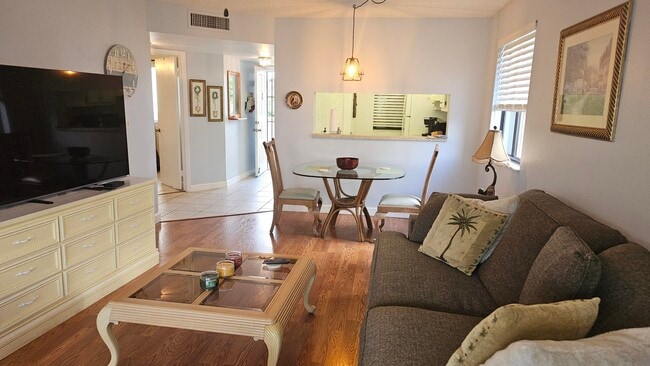 Building Photo - 3138 Via Poinciana