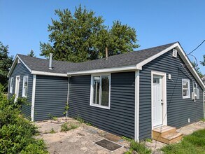 Building Photo - 15467 E Douglas Rd