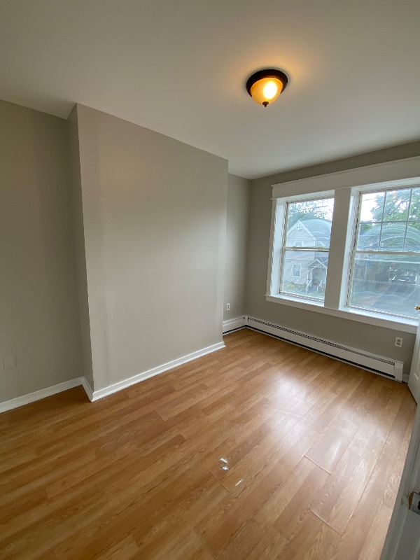Building Photo - 114 Ashley St
