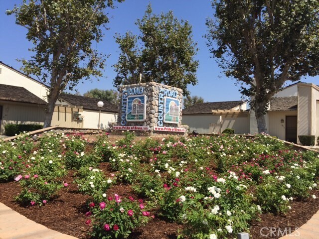 Building Photo - 334 Meadow Ct