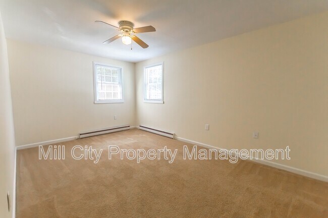 Building Photo - 20-22 Mitchell Street - 22B