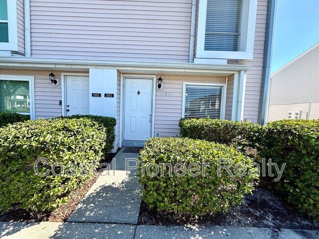 Building Photo - 11913 Cypress Hill Cir