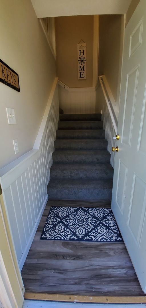 Photo - 219 Maxwell St Apartment