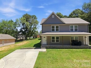 Building Photo - 1363 Ontario Dr