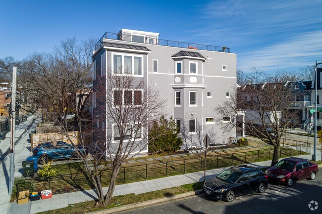 Foto del edificio - 1200 Staples St NE