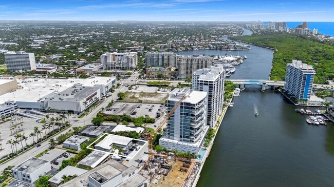 Building Photo - 915 Intracoastal Dr