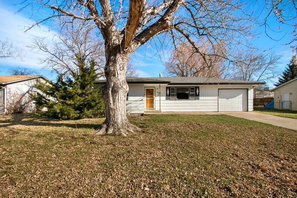 Primary Photo - 1028 Montview Road