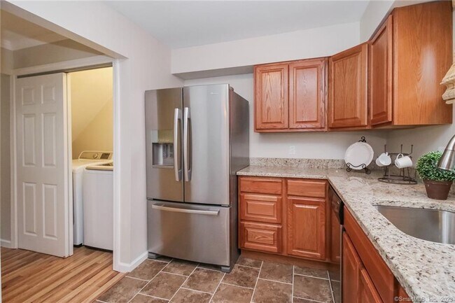 Foto del edificio - 86 Homestead Ln