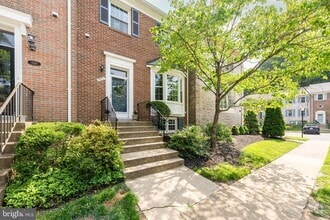 Building Photo - 9312 Silver Mill Pl