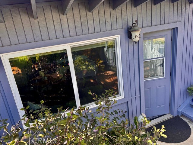 Foto del edificio - 2370 Temple Hills Dr