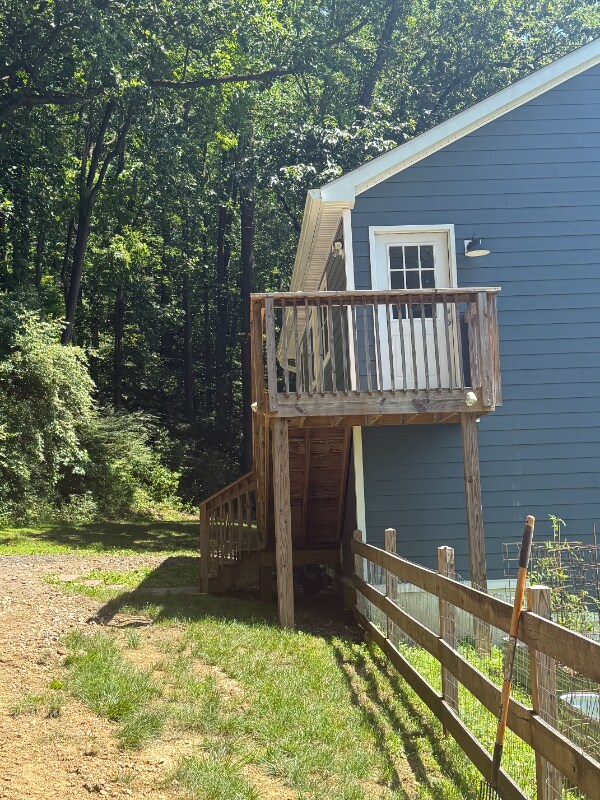 Foto del edificio - 3911 Dogwood Ln