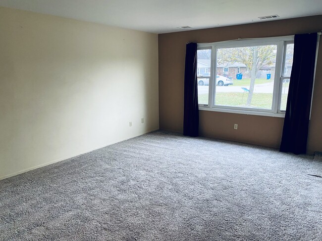 Living room - 1018 S 22nd St