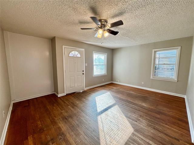 Building Photo - 5856 Trigg Dr