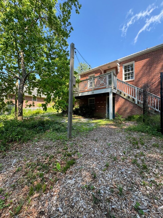 Building Photo - Unique Home in Auburn, Unlike Anything on ...