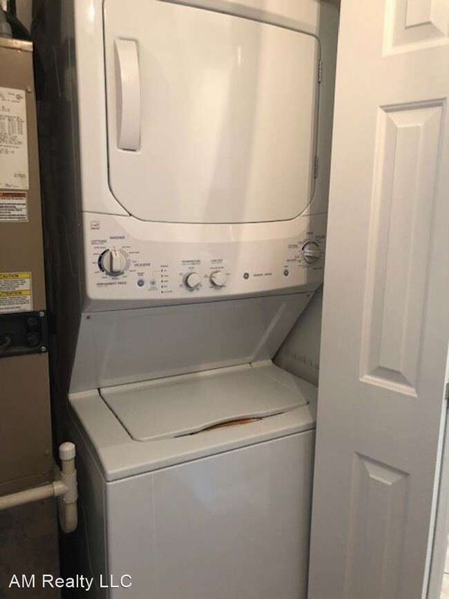 Building Photo - 1 br, 1 bath House - 100 Colville Rd #62-A