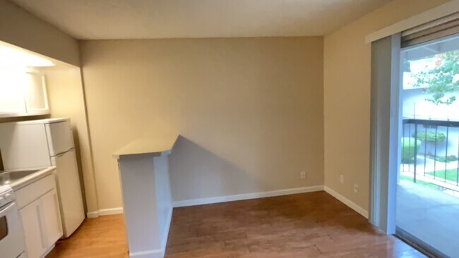 Foto del edificio - Garden West One Apartments