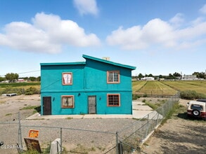 Building Photo - 13113 Violeta Ln