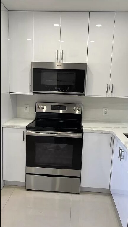 Foto del edificio - 3745 NE 171st St
