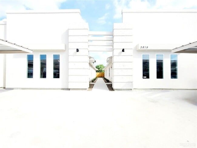 Foto del edificio - 19 Bella Costa Dr