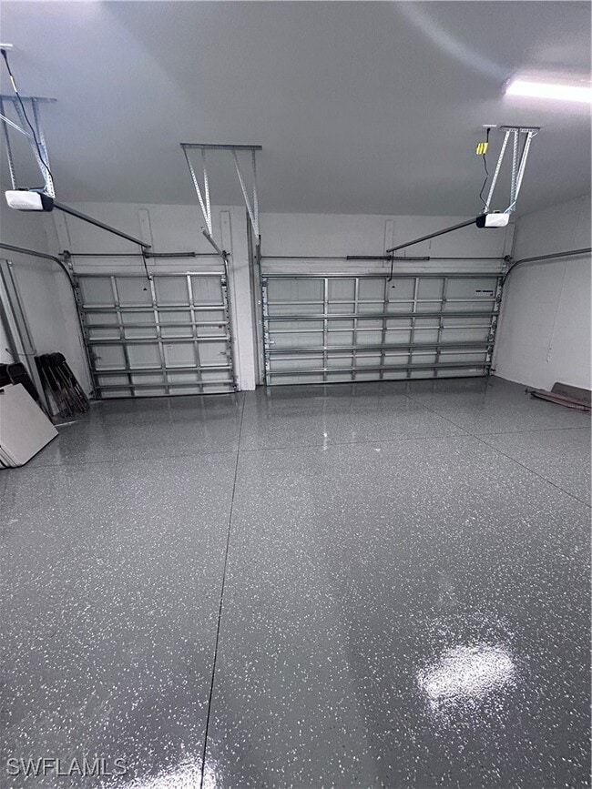 Building Photo - 11017 Hanging Vine Dr