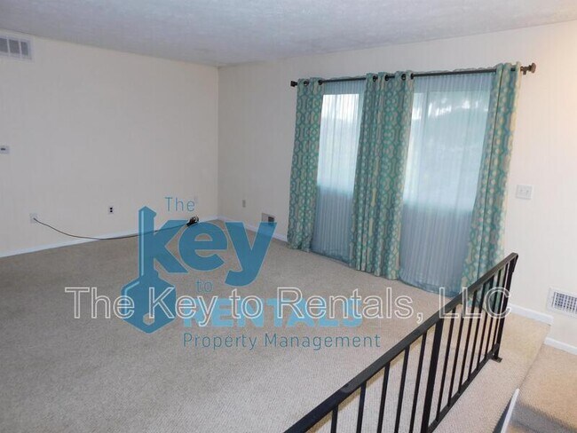 Foto del edificio - 447 Eastbrooke Ln
