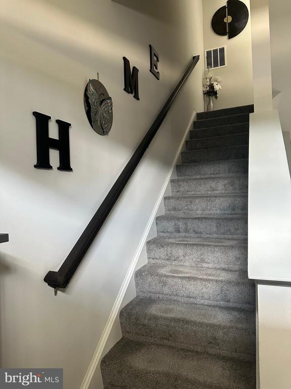 Foto del edificio - 326 Starry Way Dr