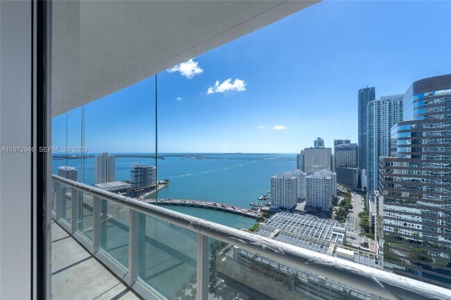 Foto del edificio - 495 Brickell Ave