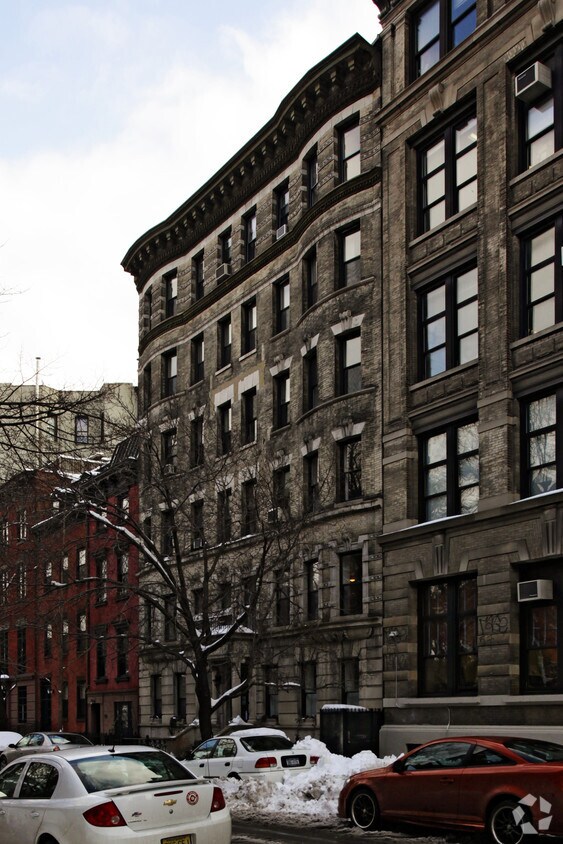 Primary Photo - 38-40 Stuyvesant St