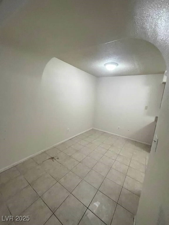 Primary Photo - 1608 N Torrey Pines Dr