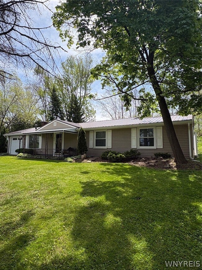 Foto del edificio - 896 Hillside Dr
