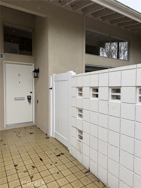 Building Photo - 403 Avenida Castilla